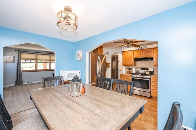 3847 Maywood Court, Cincinnati, OH 45211