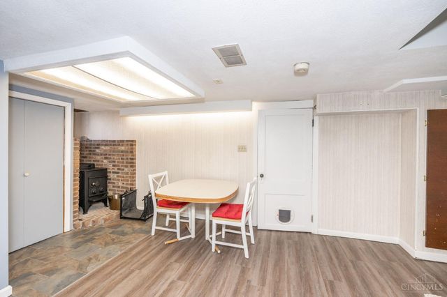 3847 Maywood Court, Cincinnati, OH 45211