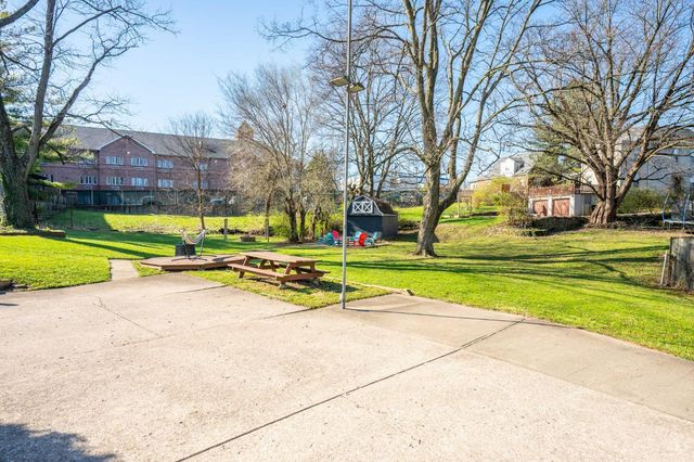 3847 Maywood Court, Cincinnati, OH 45211