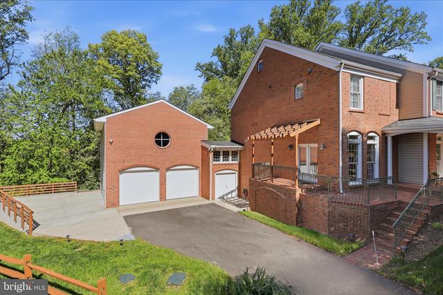 5014 GLEN PARK RD, Annandale, VA 22003