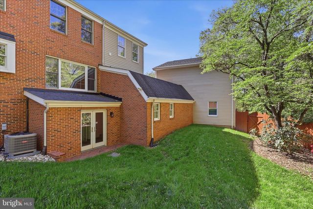 5014 GLEN PARK RD, Annandale, VA 22003