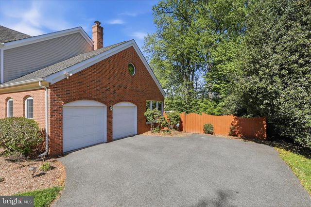 5014 GLEN PARK RD, Annandale, VA 22003