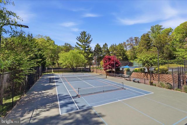 5014 GLEN PARK RD, Annandale, VA 22003