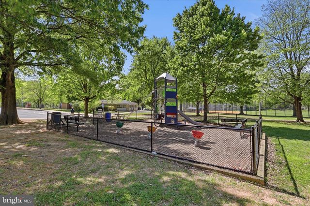 5014 GLEN PARK RD, Annandale, VA 22003