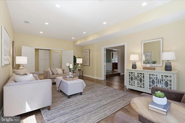 5014 GLEN PARK RD, Annandale, VA 22003