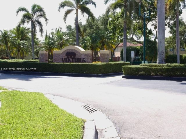 1242 NE 32nd Ave, Homestead, FL 33033