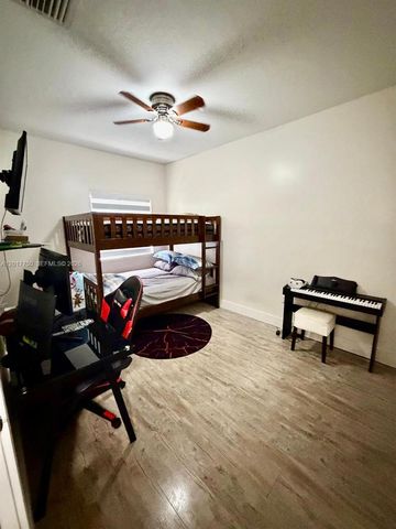 1242 NE 32nd Ave, Homestead, FL 33033