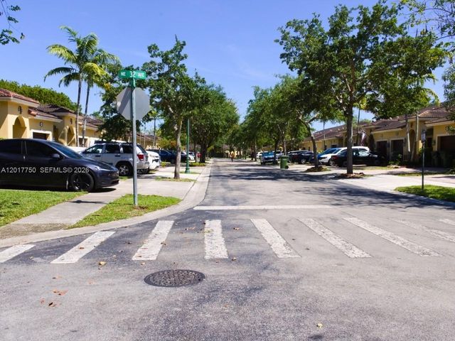 1242 NE 32nd Ave, Homestead, FL 33033