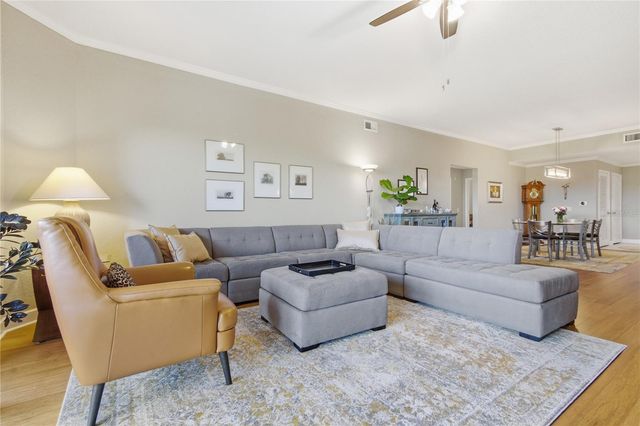 12055 GANDY BOULEVARD N 243, St Petersburg, FL 33702