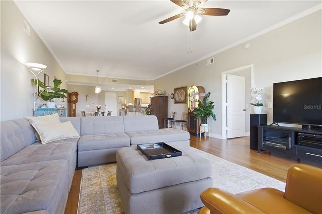 12055 GANDY BOULEVARD N 243, St Petersburg, FL 33702