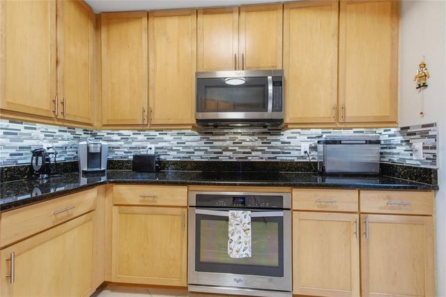 12055 GANDY BOULEVARD N 243, St Petersburg, FL 33702
