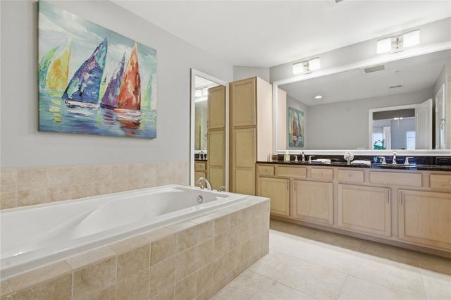 12055 GANDY BOULEVARD N 243, St Petersburg, FL 33702