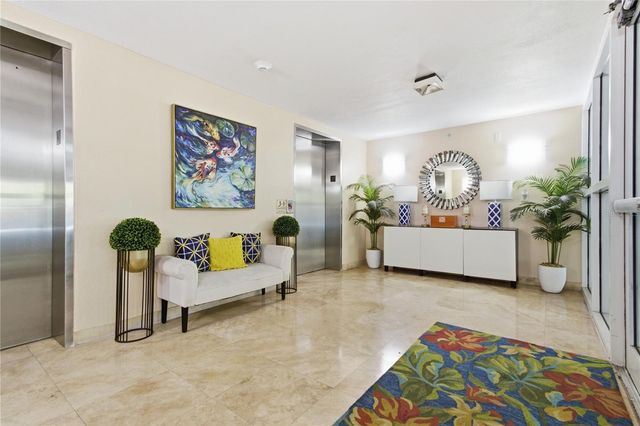 12055 GANDY BOULEVARD N 243, St Petersburg, FL 33702