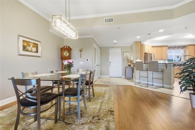 12055 GANDY BOULEVARD N 243, St Petersburg, FL 33702
