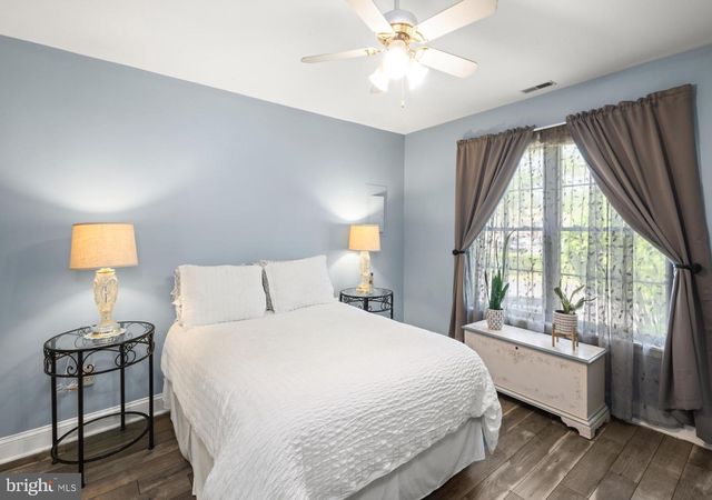 17 CHELSEA CT, Sewell, NJ 08080