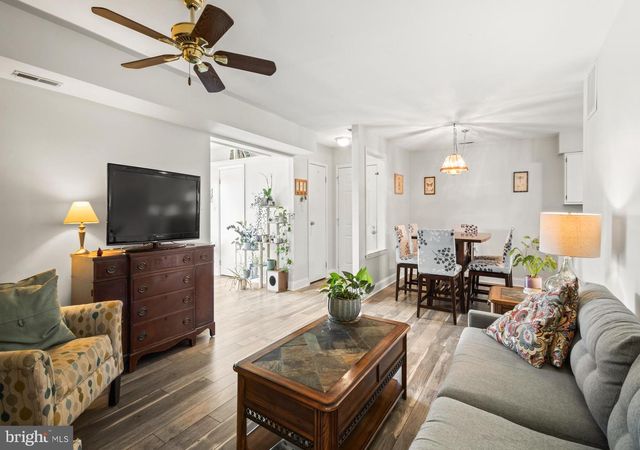 17 CHELSEA CT, Sewell, NJ 08080