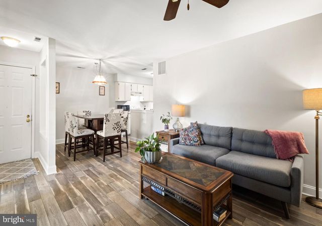 17 CHELSEA CT, Sewell, NJ 08080