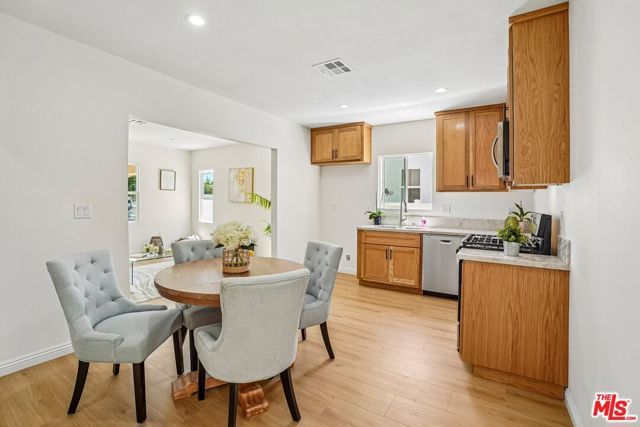 2541 Carmona Avenue, Los Angeles, CA 90016