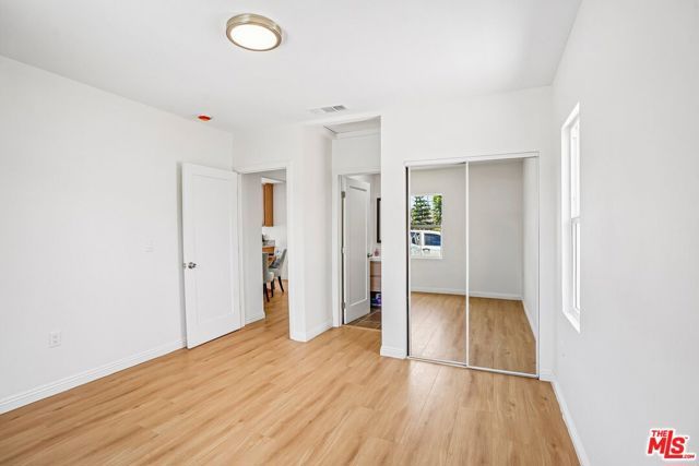 2541 Carmona Avenue, Los Angeles, CA 90016