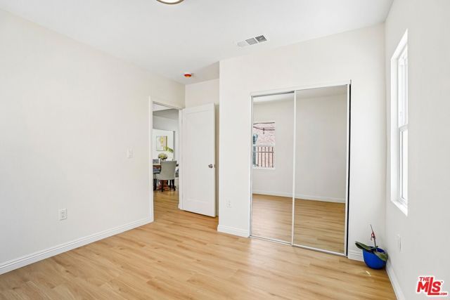 2541 Carmona Avenue, Los Angeles, CA 90016