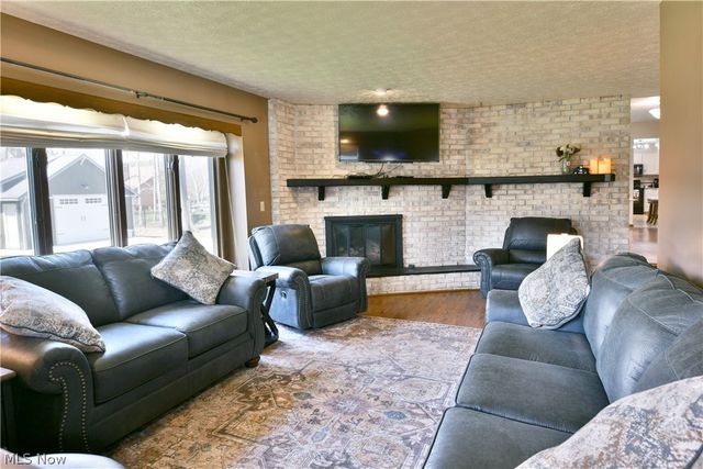 525 Sycamore Trail, Cortland, OH 44410