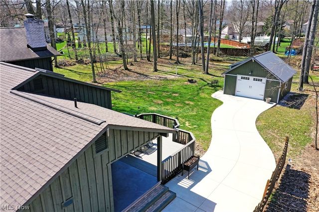 525 Sycamore Trail, Cortland, OH 44410