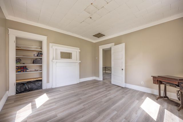 1059 Vine Street, Paris, KY 40361