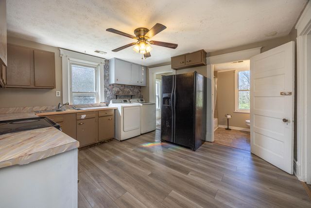 1059 Vine Street, Paris, KY 40361