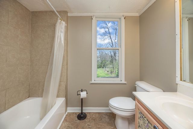 1059 Vine Street, Paris, KY 40361