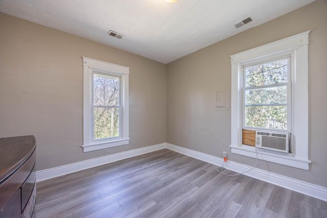 1059 Vine Street, Paris, KY 40361