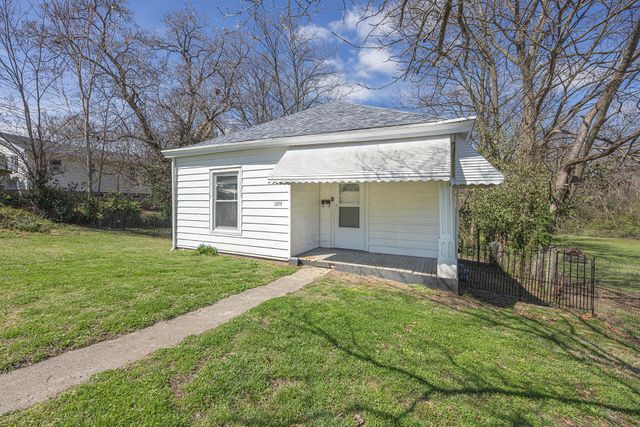 1059 Vine Street, Paris, KY 40361