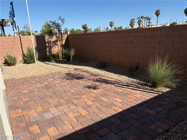 2484 Sidecar Drive, Las Vegas, NV 89121