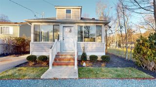 16 Highland Road, Rocky Point, NY 11778