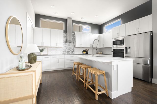 4226 Roseland Avenue 201, Dallas, TX 75204