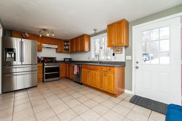 91 Speen Street, Natick, MA 01760