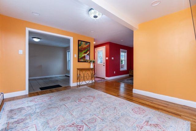 91 Speen Street, Natick, MA 01760