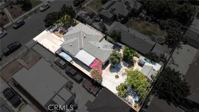 1808 S Van Ness Avenue, Santa Ana, CA 92707
