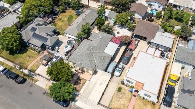 1808 S Van Ness Avenue, Santa Ana, CA 92707