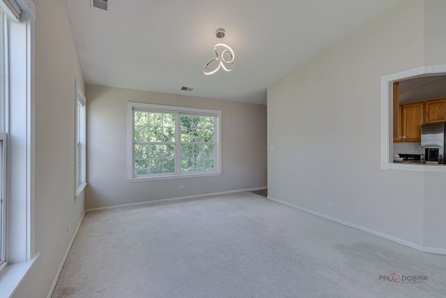 552 Saddlebrook Lane, Vernon Hills, IL 60061