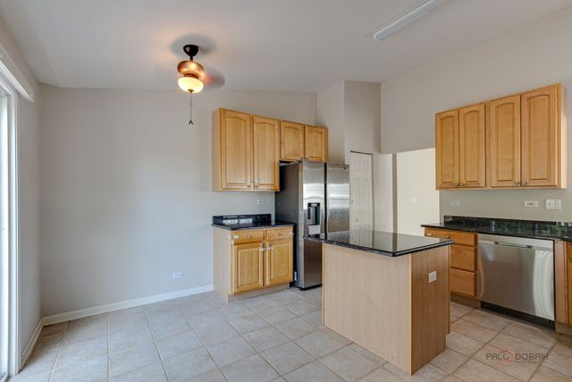 552 Saddlebrook Lane, Vernon Hills, IL 60061