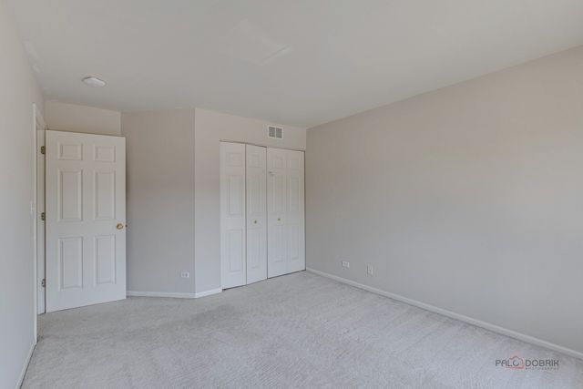 552 Saddlebrook Lane, Vernon Hills, IL 60061