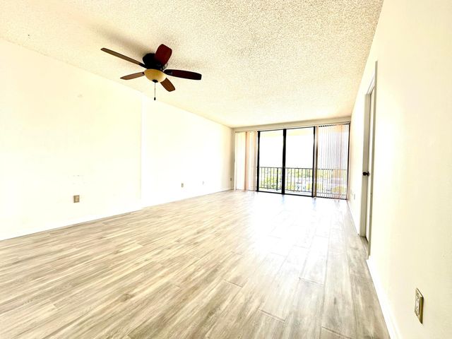 1470 NE 123rd Street A1010, North Miami, FL 33161