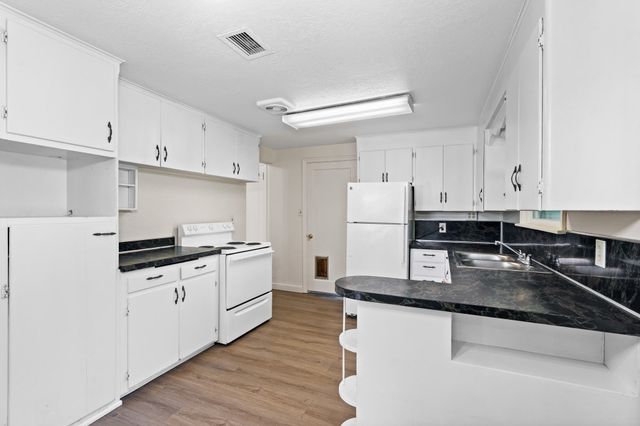 1307 E Thurston Ave, Spokane, WA 99203