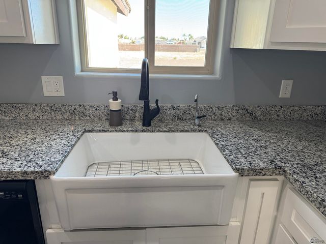 11742 S Gila St, Wellton, AZ 85356