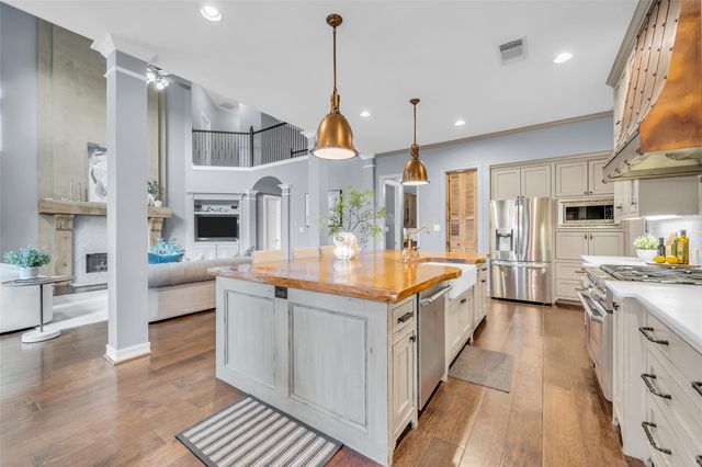 8703 Stones Throw Lane, Missouri City, TX 77459