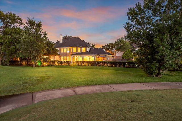 8703 Stones Throw Lane, Missouri City, TX 77459