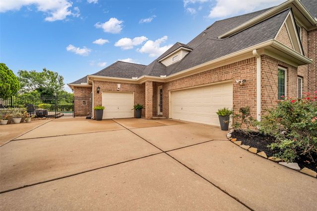8703 Stones Throw Lane, Missouri City, TX 77459