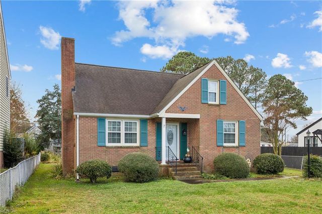 7 Algernourne ST, Hampton, VA 23664