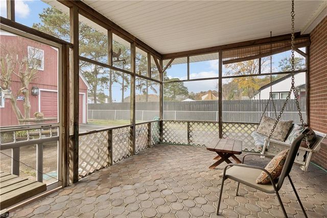 7 Algernourne ST, Hampton, VA 23664