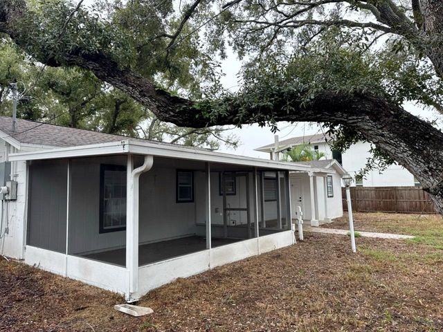 3123 W NAPOLEON AVENUE, Tampa, FL 33611